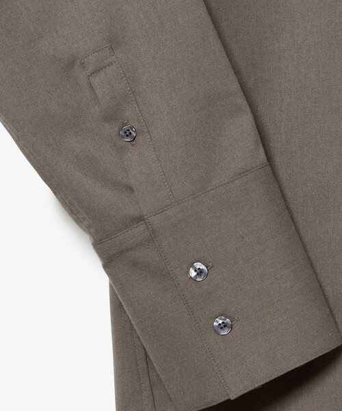 LACOSTE(ラコステ)の「ロングカフススタンドカラーシャツ(シャツ/ブラウス・レディース・ダークブラウン/オフホワイト・40/38/36/34)」の13枚目の写真