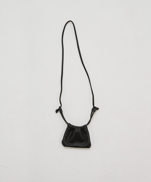 TODAYFUL(トゥデイフル)の「Leather Compact Purse(ショルダーバッグ・レディース・ブラック/ダークブラウン・FREE)」の2枚目の写真