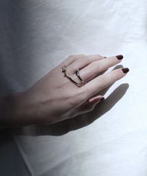 Soierie（ソワリー）の「ネオ コイル イヤーカフ / Neo coil earcuff（イヤーカフ）」