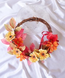 Salon de Lilas（サロンドリラ）の「紅葉とコスモスのリース（インテリア雑貨）」