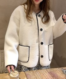 ノーカラーボアジャケット