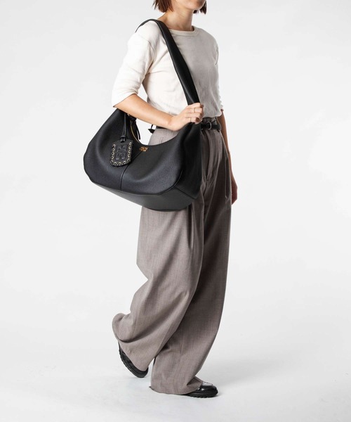 GANNI（ガニー）の「GANNI Hobo Medium Grained ガニー ホーボー ショルダーバッグ（ショルダーバッグ・レディース・ブラック・FREE）」の2枚目の写真