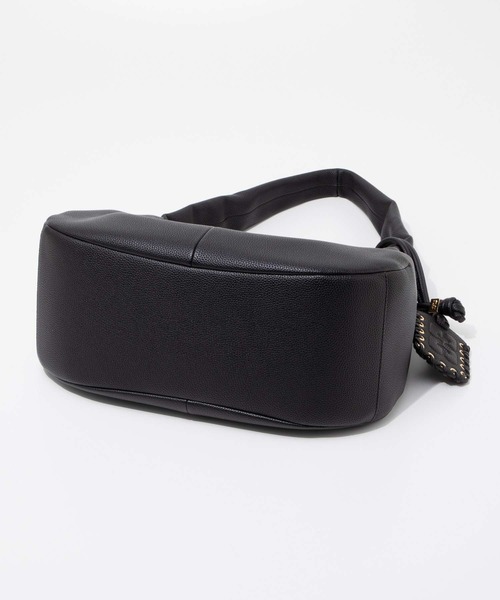 GANNI（ガニー）の「GANNI Hobo Medium Grained ガニー ホーボー ショルダーバッグ（ショルダーバッグ・レディース・ブラック・FREE）」の7枚目の写真