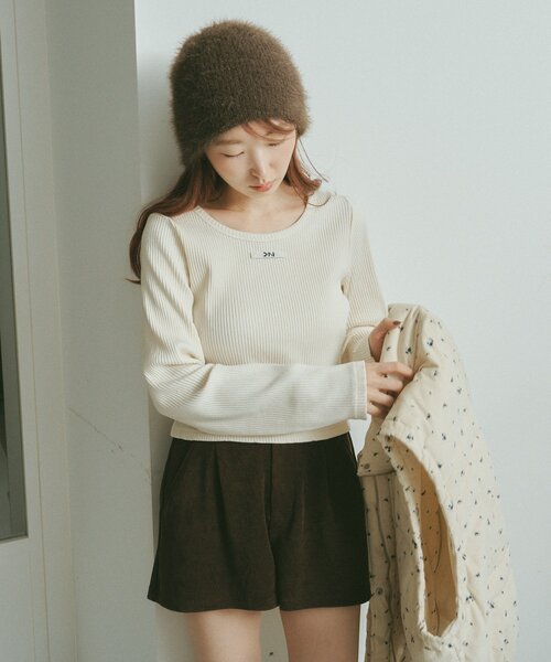 Kastane(カスタネ)の「【新色追加/5色展開】ニットタグロンTEE(Tシャツ/カットソー・レディース・サックスブルー/アイボリー/ブラック/ブラウン/イエロー/グレー/ピンク/グレー系その他・FREE)」の16枚目の写真