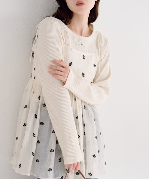 Kastane(カスタネ)の「【新色追加/5色展開】ニットタグロンTEE(Tシャツ/カットソー・レディース・サックスブルー/アイボリー/ブラック/ブラウン/イエロー/グレー/ピンク/グレー系その他・FREE)」の20枚目の写真