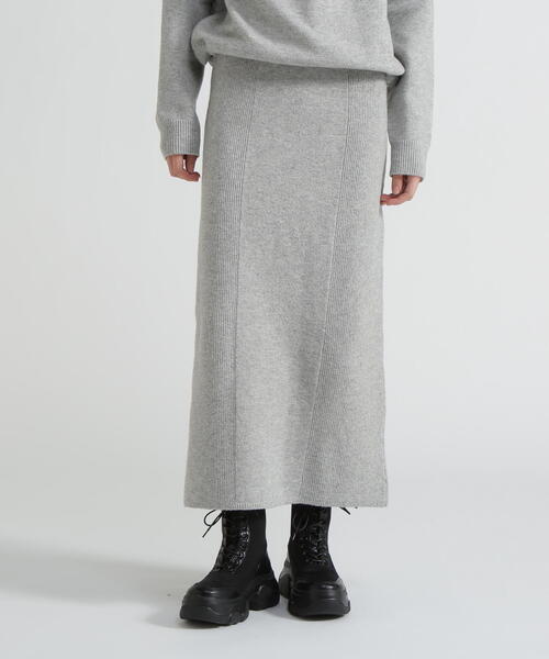 AVIREX（アヴィレックス）の「《直営店限定》SHAGGY SKIRT/シャギー