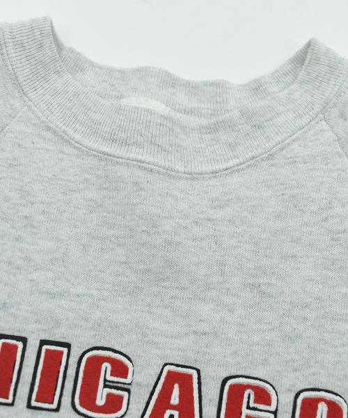NBA/NFL/NHL/MLB(エヌビーエーエヌエフエルエヌエイチエルエムエルビー)の「【USED】90’s Fruit of the Loom “NBA CHICAGO BULLS” スウェット USA製(スウェット・メンズ・グレー・LARGE)」の9枚目の写真