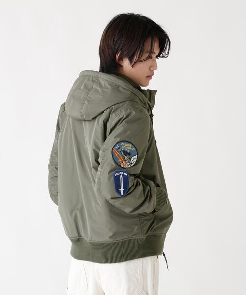 Alpha Industries(アルファインダストリーズ)の「Alpha Industries/アルファ インダストリーズ/PATCHED HOODED RIB FLIGHT JACKET/パッチ フード リブ フライトジャケット(ブルゾン・メンズ・グレー/ブラック・L/2XL/M/XL)」の3枚目の写真
