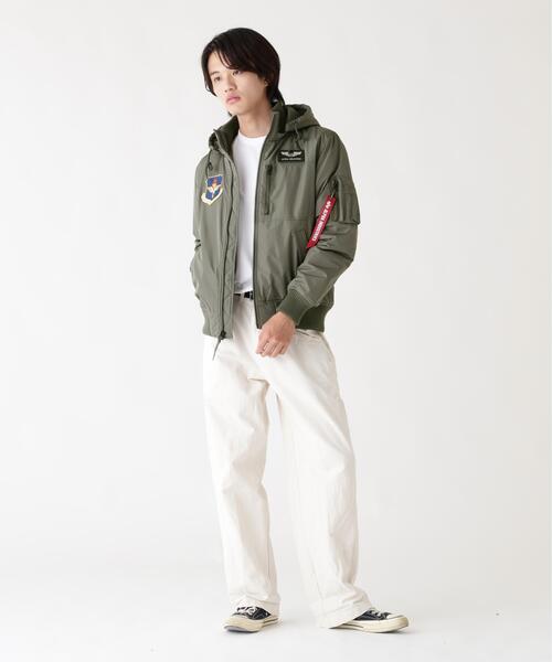 Alpha Industries(アルファインダストリーズ)の「Alpha Industries/アルファ インダストリーズ/PATCHED HOODED RIB FLIGHT JACKET/パッチ フード リブ フライトジャケット(ブルゾン・メンズ・グレー/ブラック・L/2XL/M/XL)」の4枚目の写真
