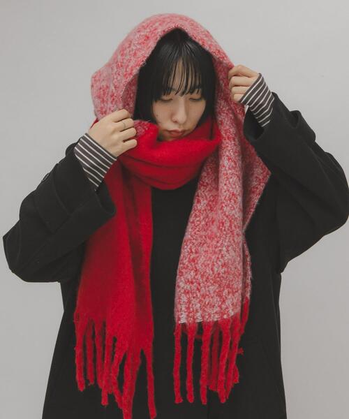 KBF（ケイビーエフ）の「ビッグフリンジバイカラーストール（マフラー・レディース・レッド系その他/ブラック系その他/イエロー系その他・ONE）」の10枚目の写真