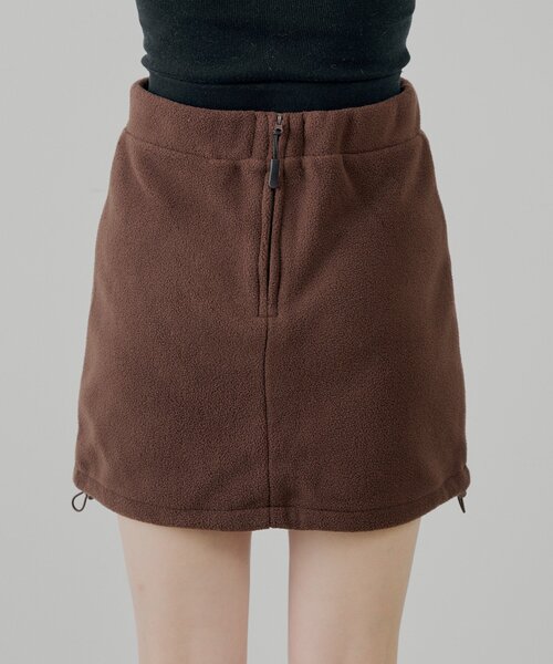 Chico（チコ）の「【セットアップ対応】フリース台形ミニスカート（スカート・レディース・アイボリー/グレー/ブラウン・FREE/MEDIUM）」の15枚目の写真