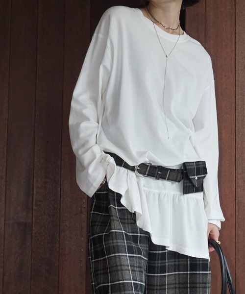 chuclla（チュクラ）の「フリルヘムアシンメトリートップス chw25a135（Tシャツ/カットソー・レディース・ホワイト/ブラック・FREE）」の3枚目の写真