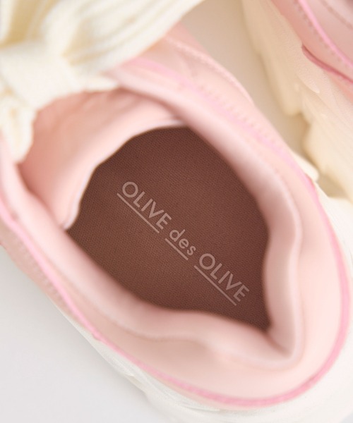 OLIVE des OLIVE(オリーブデオリーブ)の「パールリボンチャーム付きスニーカー(スニーカー・レディース・オフホワイト/ピンク/ブラック・SMALL/MEDIUM/LARGE)」の9枚目の写真