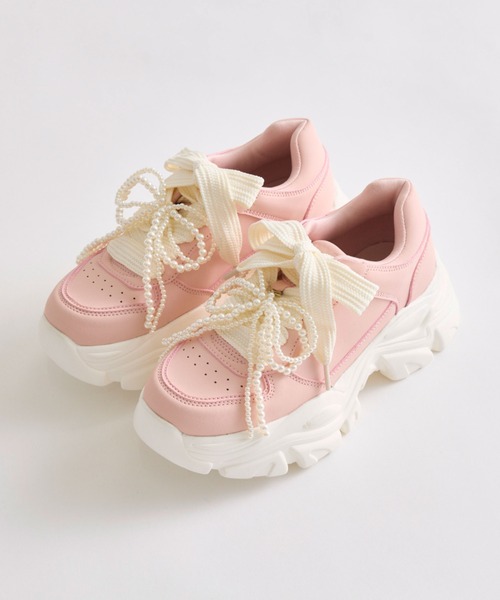 OLIVE des OLIVE(オリーブデオリーブ)の「パールリボンチャーム付きスニーカー(スニーカー・レディース・オフホワイト/ピンク/ブラック・SMALL/MEDIUM/LARGE)」の18枚目の写真