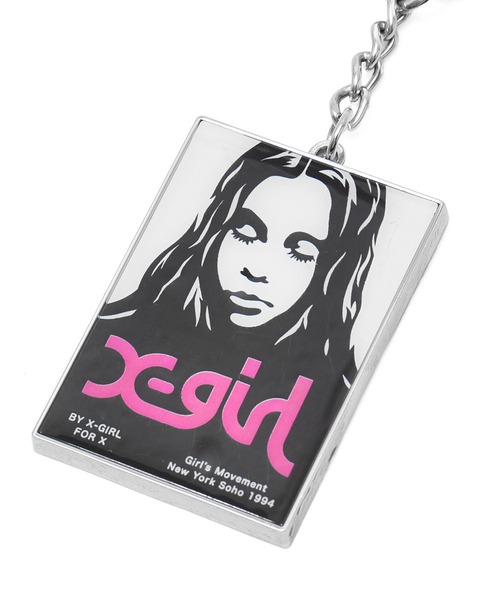 X-girl(エックスガール)の「FACE POSTER KEY CHARM(キーホルダー・レディース・シルバー・ONE SIZE)」の3枚目の写真