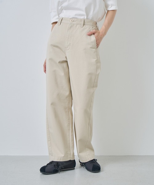 Kelen(ケレン)の「「KELEN / ケレン」カーブラインチノパンツ(チノパンツ・レディース・ブラック/ライトベージュ/ベージュ・S/M)」の1枚目の写真