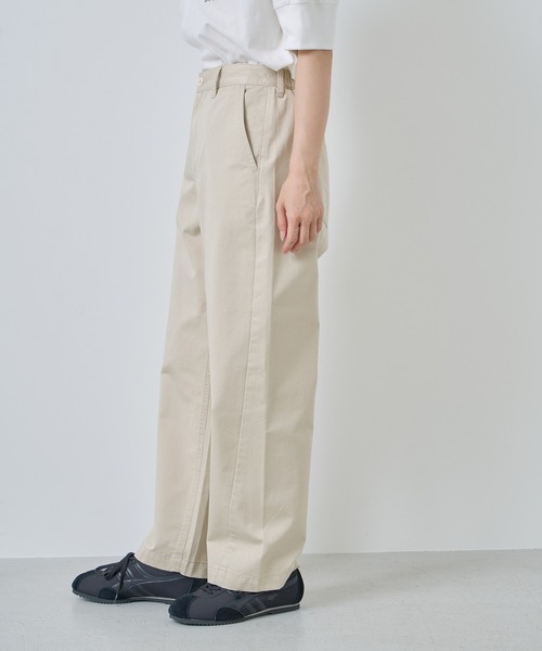 Kelen(ケレン)の「「KELEN / ケレン」カーブラインチノパンツ(チノパンツ・レディース・ブラック/ライトベージュ/ベージュ・S/M)」の17枚目の写真