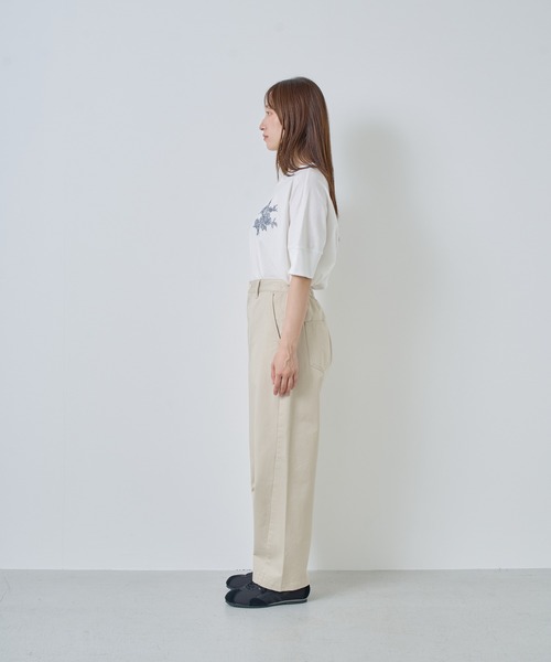 Kelen(ケレン)の「「KELEN / ケレン」カーブラインチノパンツ(チノパンツ・レディース・ブラック/ライトベージュ/ベージュ・S/M)」の20枚目の写真