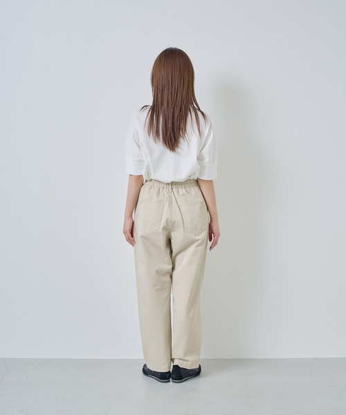 Kelen(ケレン)の「「KELEN / ケレン」カーブラインチノパンツ(チノパンツ・レディース・ブラック/ライトベージュ/ベージュ・S/M)」の21枚目の写真
