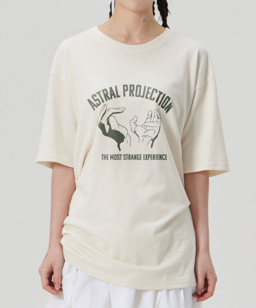 ASTRAL PROJECTION（アストラルプロジェクション）の「[アストラルハンズ]コットンルーズフィット半袖Tシャツ_バターミルク（Tシャツ/カットソー・メンズ・その他・MEDIUM/LARGE/X-LARGE/XX-LARGE）」の3枚目の写真