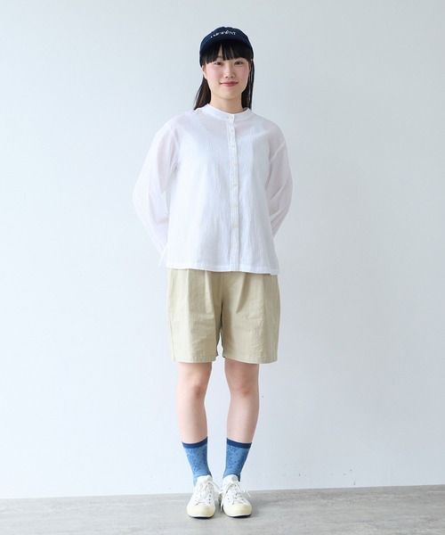 bulle de savon(ビュルデサボン)の「シャーリング バンドカラーシャツ(シャツ/ブラウス・レディース・ホワイト・FREE)」の12枚目の写真