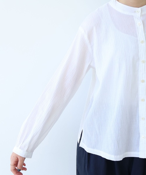 bulle de savon(ビュルデサボン)の「シャーリング バンドカラーシャツ(シャツ/ブラウス・レディース・ホワイト・FREE)」の22枚目の写真