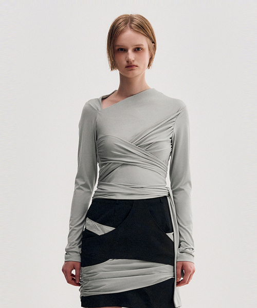 KIMZISU(キムジス)の「Multi-Tie Draped Jersey Top _ GREY(Tシャツ/カットソー・レディース・ライトグレー・SMALL/MEDIUM)」の4枚目の写真