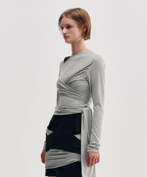 KIMZISU(キムジス)の「Multi-Tie Draped Jersey Top _ GREY(Tシャツ/カットソー・レディース・ライトグレー・SMALL/MEDIUM)」の5枚目の写真