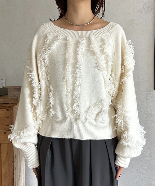 Thevon（ゼボン）の「ウェーブフリンジショートニット（ニット/セーター・レディース・アイボリー/ブラウン/サックスブルー/ブラック・FREE）」の21枚目の写真