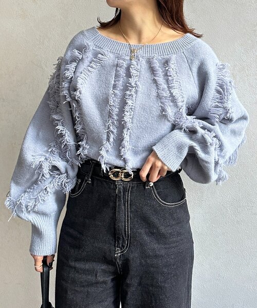 Thevon（ゼボン）の「ウェーブフリンジショートニット（ニット/セーター・レディース・アイボリー/ブラウン/サックスブルー/ブラック・FREE）」の5枚目の写真