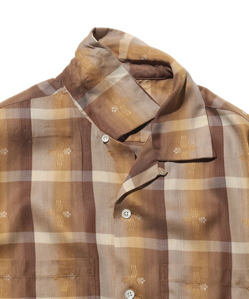 BEAMS PLUS(ビームスプラス)の「Open Collar Sashiko Ombre(シャツ/ブラウス・メンズ・ブラウン/ロイヤルブルー・X-LARGE/MEDIUM/SMALL/LARGE)」の7枚目の写真