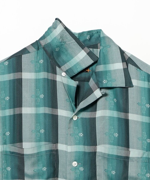 BEAMS PLUS(ビームスプラス)の「Open Collar Sashiko Ombre(シャツ/ブラウス・メンズ・ブラウン/ロイヤルブルー・X-LARGE/MEDIUM/SMALL/LARGE)」の3枚目の写真