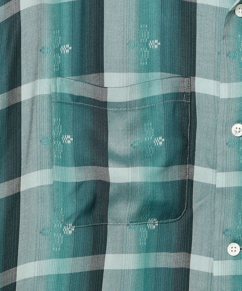 BEAMS PLUS(ビームスプラス)の「Open Collar Sashiko Ombre(シャツ/ブラウス・メンズ・ブラウン/ロイヤルブルー・X-LARGE/MEDIUM/SMALL/LARGE)」の4枚目の写真