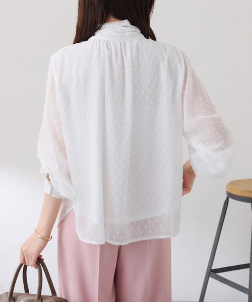 COLLAGE GALLARDAGALANTE（コラージュガリャルダガランテ）の「楊柳ドットジャガードボウタイブラウス（シャツ/ブラウス・レディース・ブルー/オフホワイト・FREE）」の5枚目の写真