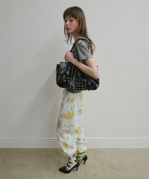 SCULPTOR(スカルプター)の「Metal Stud Tote Bag(ショルダーバッグ・レディース・ブラック・FREE)」の2枚目の写真