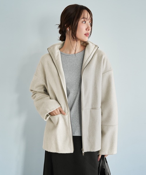 STYLE DELI(スタイルデリ)の「【LUXE】カシミヤタッチボトルネックジャケット(ブルゾン・レディース・グレー/ベージュ・FREE)」の1枚目の写真