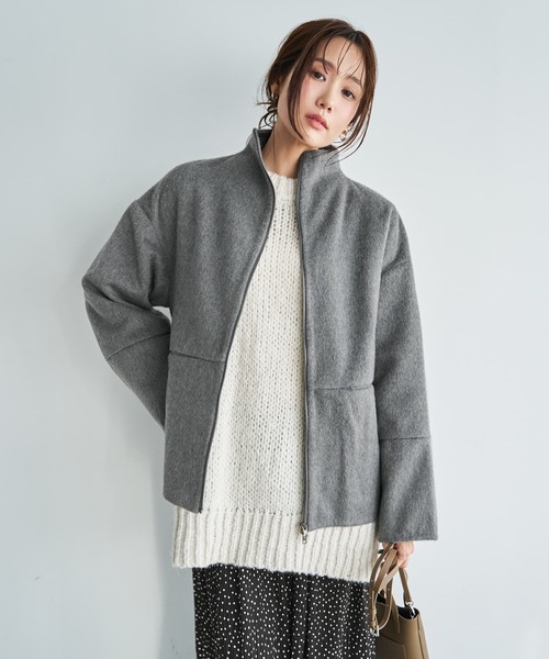 STYLE DELI(スタイルデリ)の「【LUXE】カシミヤタッチボトルネックジャケット(ブルゾン・レディース・グレー/ベージュ・FREE)」の2枚目の写真