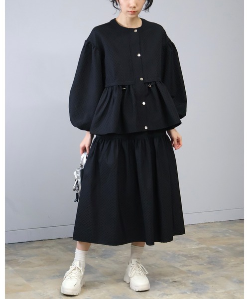 Doumoi(ドゥモエ)の「ドット柄 デザイン ジャケット(ノーカラージャケット・レディース・ホワイト系その他/ブラック系その他・FREE)」の21枚目の写真