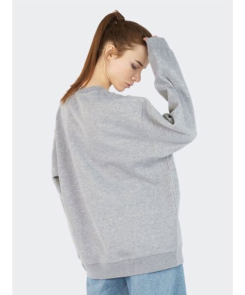 AOX(エーオーエックス)の「オーシャンメタバース刺繍タイポスウェットグレー(スウェット・メンズ・グレー・M/S/L)」の5枚目の写真