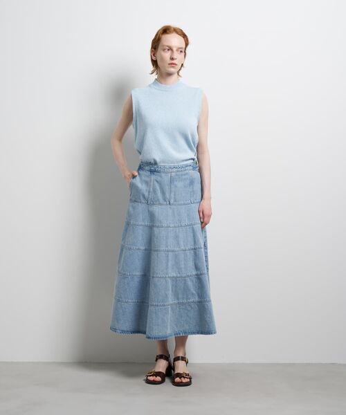 LANVIN en Bleu（ランバンオンブルー）の「Lee×LANVIN en Bleuデニムフレアスカート（スカート・レディース・ブルー系その他/ネイビー・36/38/40）」の3枚目の写真