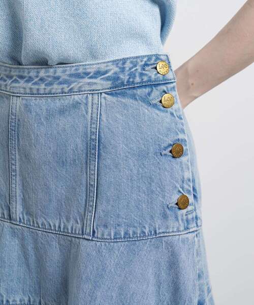 LANVIN en Bleu（ランバンオンブルー）の「Lee×LANVIN en Bleuデニムフレアスカート（スカート・レディース・ブルー系その他/ネイビー・36/38/40）」の8枚目の写真
