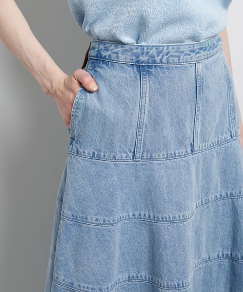 LANVIN en Bleu（ランバンオンブルー）の「Lee×LANVIN en Bleuデニムフレアスカート（スカート・レディース・ブルー系その他/ネイビー・36/38/40）」の9枚目の写真