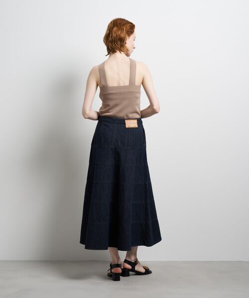 LANVIN en Bleu（ランバンオンブルー）の「Lee×LANVIN en Bleuデニムフレアスカート（スカート・レディース・ブルー系その他/ネイビー・36/38/40）」の14枚目の写真