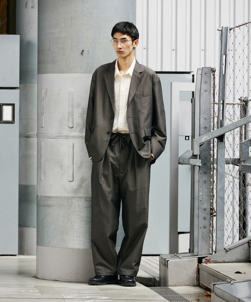JOURNAL STANDARD(ジャーナルスタンダード)の「SLUB SUCKER / スラブ サッカー オーバー パンツ(スラックス・メンズ・ベージュ系その他/カーキ/ブラック系その他・SMALL/MEDIUM/LARGE)」の4枚目の写真