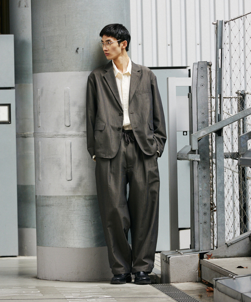 JOURNAL STANDARD(ジャーナルスタンダード)の「SLUB SUCKER / スラブ サッカー オーバー パンツ(スラックス・メンズ・ベージュ系その他/カーキ/ブラック系その他・SMALL/MEDIUM/LARGE)」の11枚目の写真