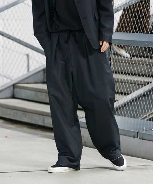 JOURNAL STANDARD（ジャーナルスタンダード）の「SLUB SUCKER / スラブ サッカー オーバー パンツ（スラックス・メンズ・ベージュ系その他/カーキ/ブラック系その他・SMALL/MEDIUM/LARGE）」の17枚目の写真