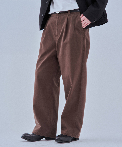 EDIFICE（エディフィス）の「ハイカウント ツイル チノパン（チノパンツ・メンズ・ブラウン/ブラック/ベージュ・MEDIUM/LARGE）」の9枚目の写真