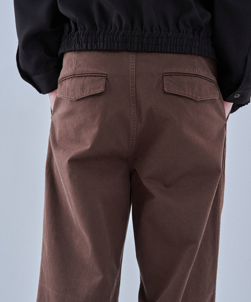 EDIFICE（エディフィス）の「ハイカウント ツイル チノパン（チノパンツ・メンズ・ブラウン/ブラック/ベージュ・MEDIUM/LARGE）」の11枚目の写真