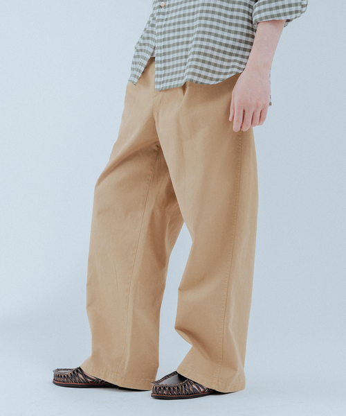 EDIFICE（エディフィス）の「ハイカウント ツイル チノパン（チノパンツ・メンズ・ブラウン/ブラック/ベージュ・MEDIUM/LARGE）」の9枚目の写真