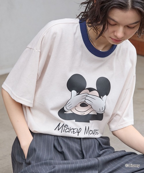 Disney(ディズニー)の「【Disney】別注/ミッキーマウス&ミニーマウス/オールドグラフィックプリント モチーフアソート オーバーサイズ半袖Tシャツ(Tシャツ/カットソー・レディース・アイボリー系2/ホワイト系2/ホワイト系/ネイビー/スミクロ/オフホワイト/アイボリー系・L/M)」の21枚目の写真